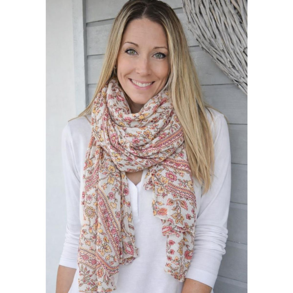 C264 Skjerf viscose/bomull småblomstret - multi rose